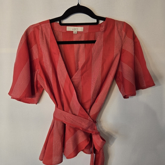 LOFT Tops - LOFT Size XS V-neck Red belted wrap, flutter sleeves peplum blouse